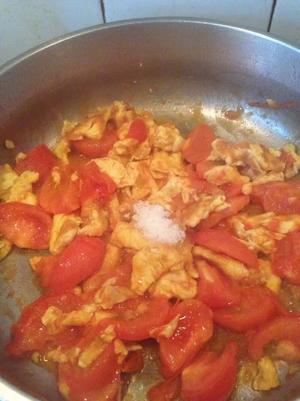 西红柿炒鸡蛋的做法 步骤11