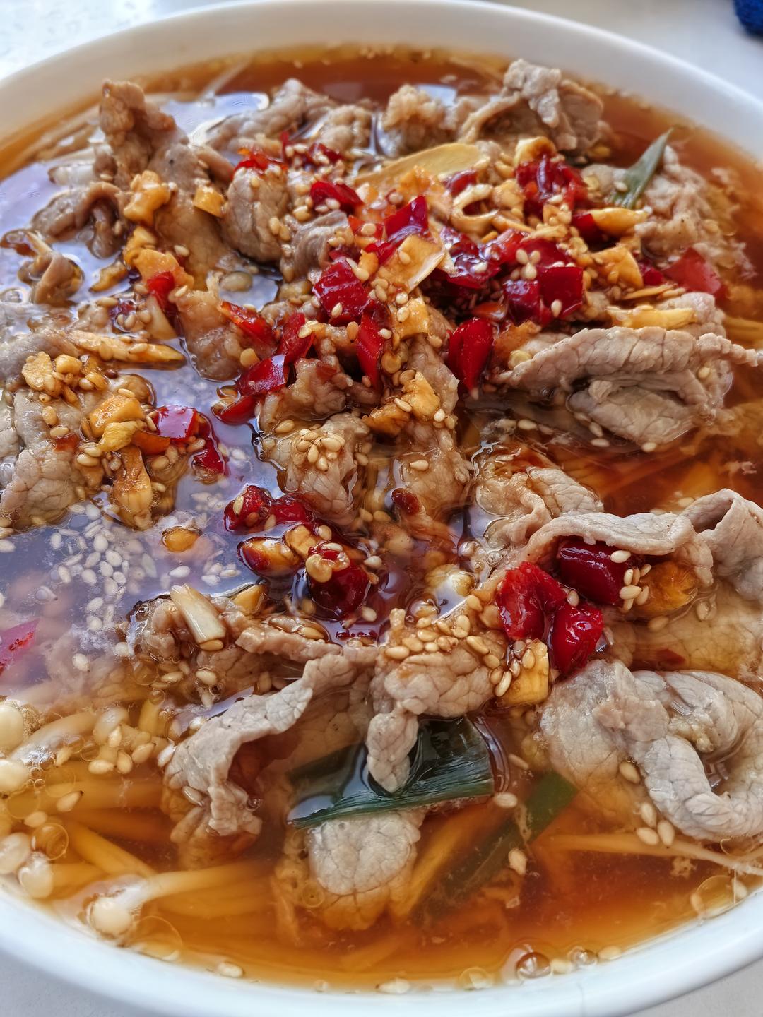 金针菇嫩牛肉