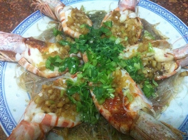 蒜蓉粉丝蒸虾