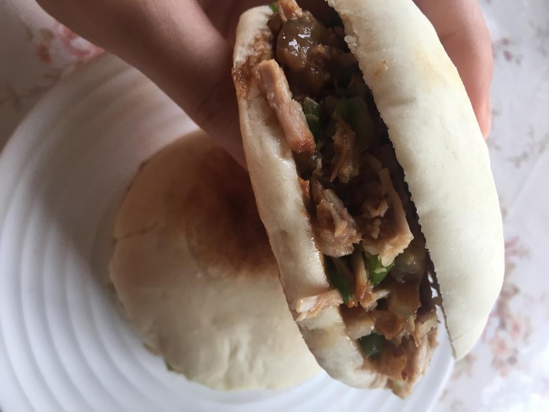 腊汁肉夹馍