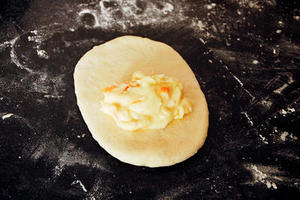乳酪卡仕达面包的做法 步骤4