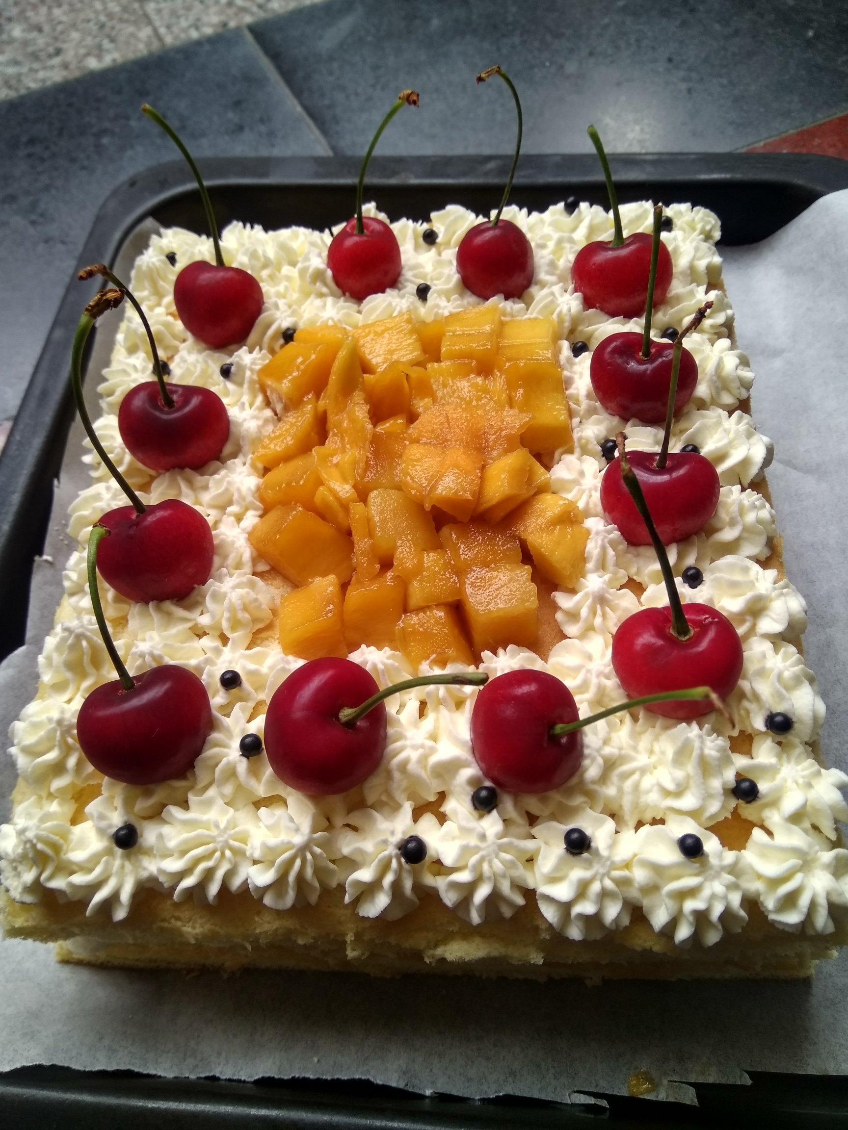方形水果夹层蛋糕