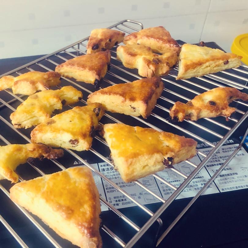 消耗淡奶油利器！层次分明的司康（面包圣经版）