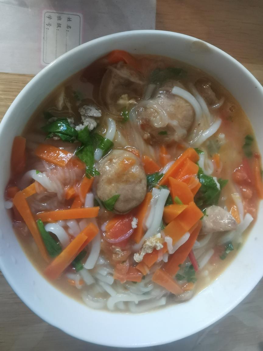 番茄胡萝卜面条