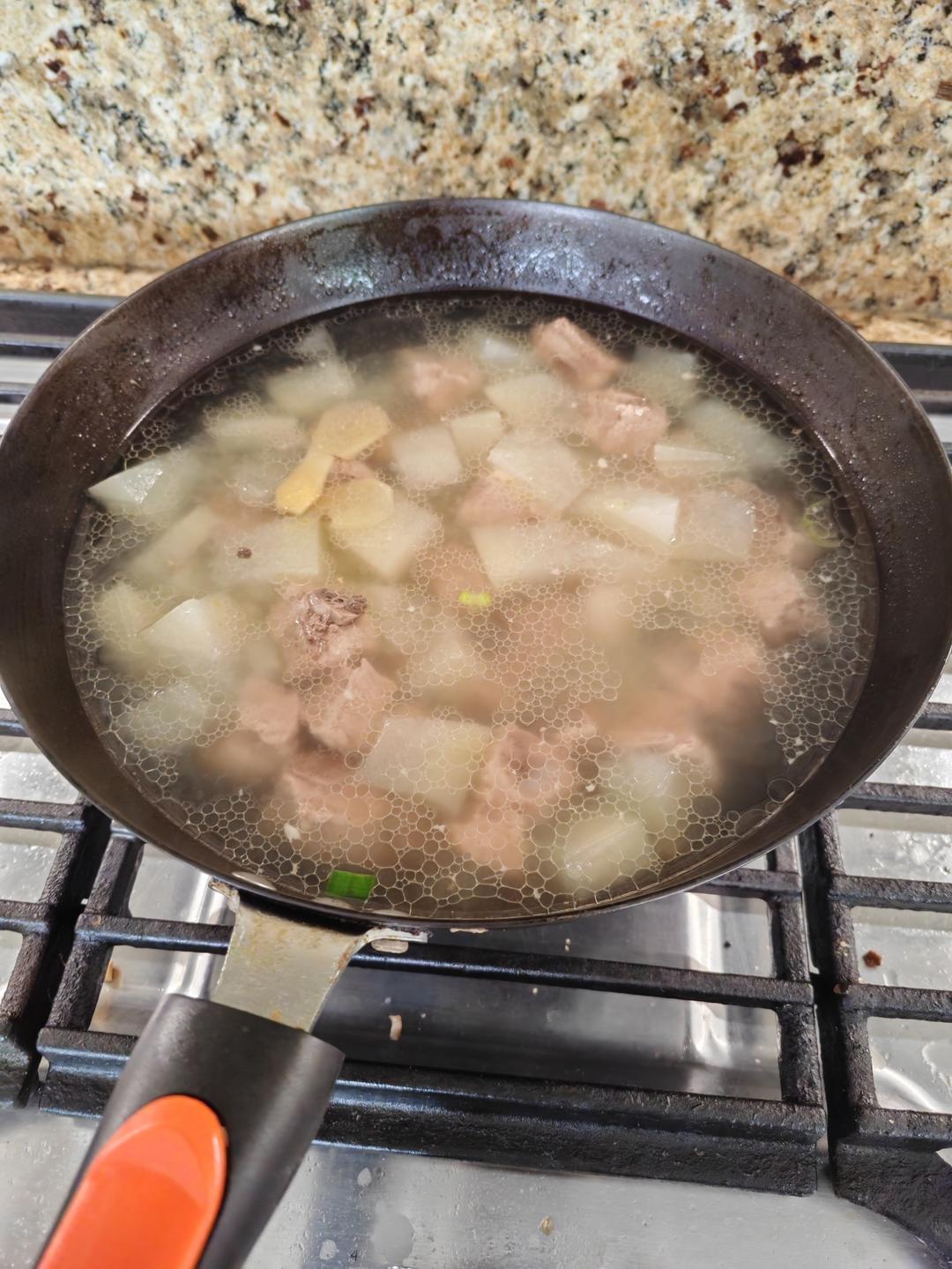 冬瓜排骨汤，夏天的味道