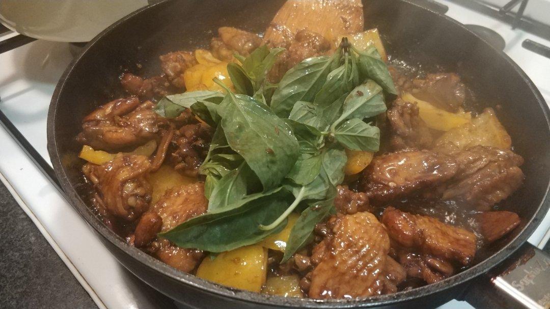 台式三杯鸡（台湾阿基师正宗版）