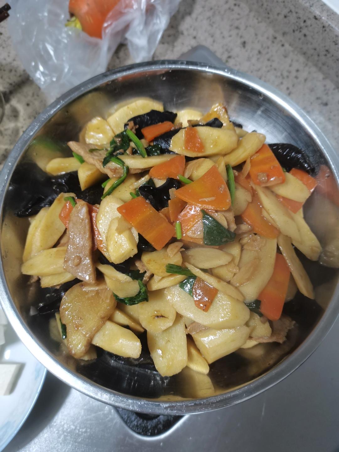 山药木耳炒肉
