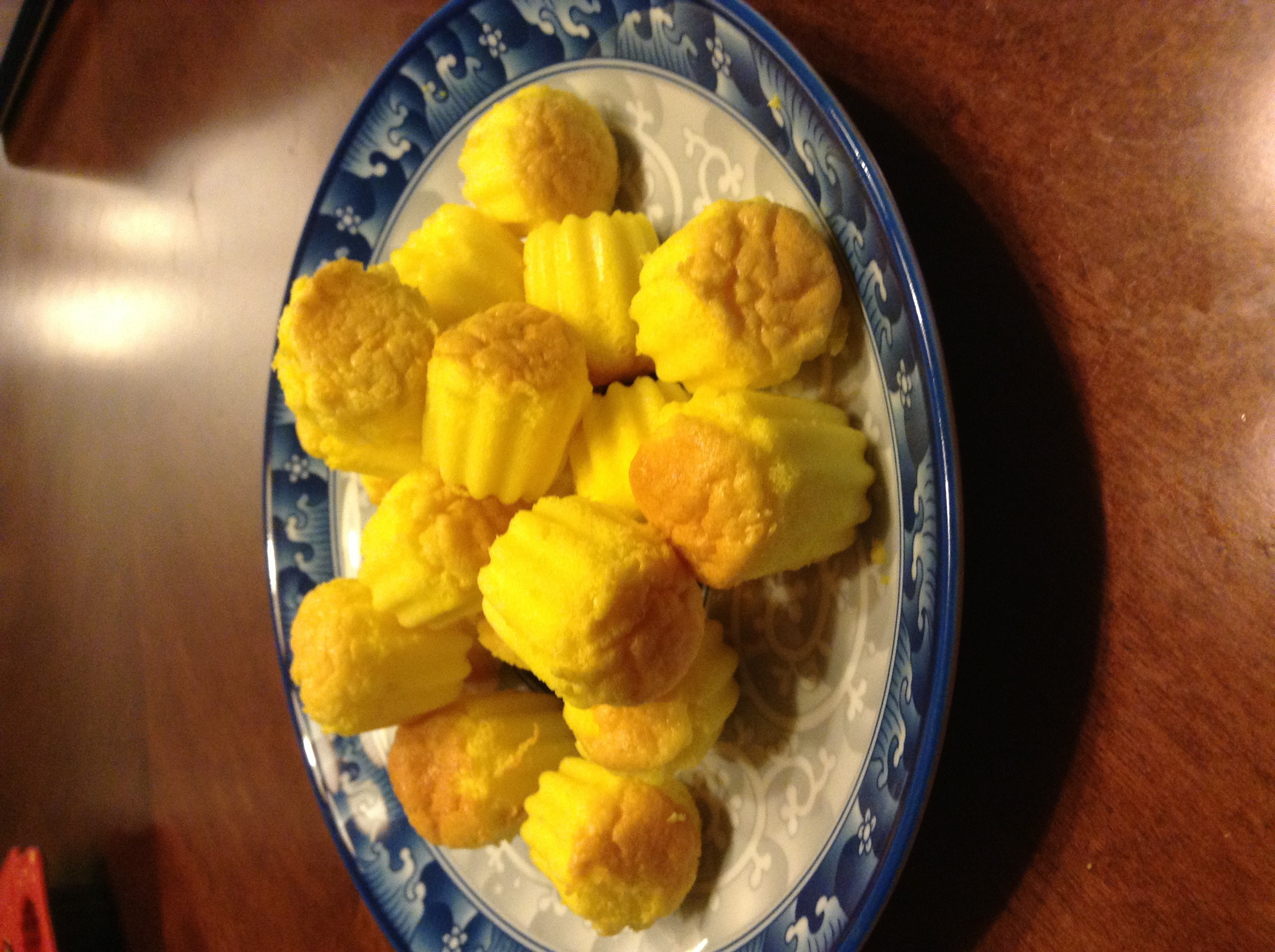 奶香迷你蛋糕仔