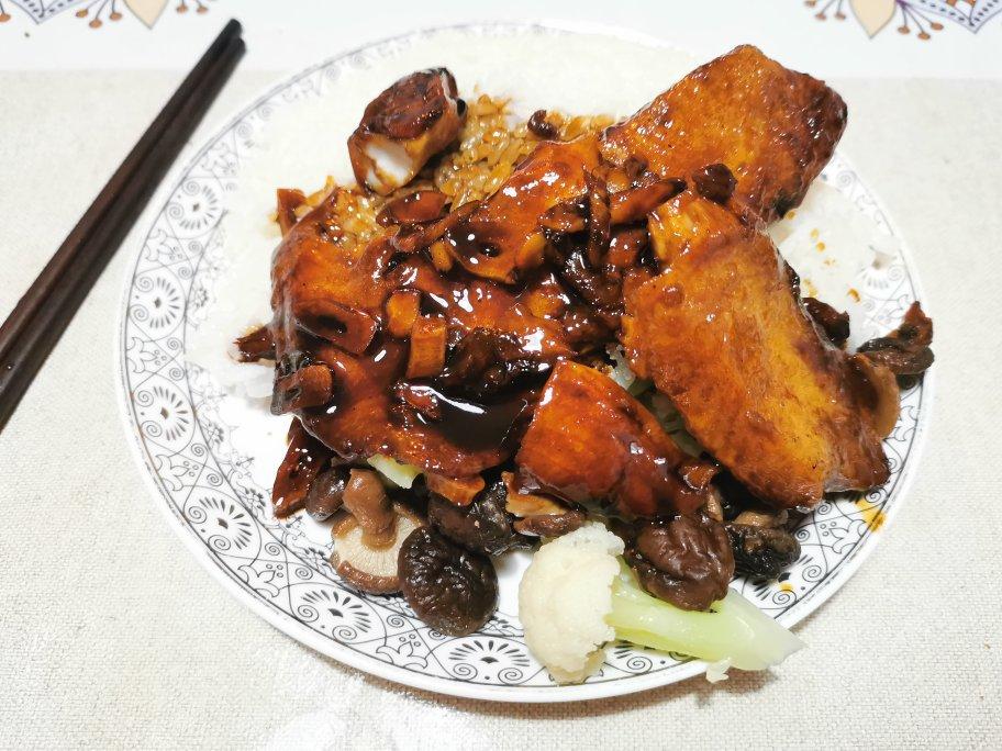 照烧鸡腿饭