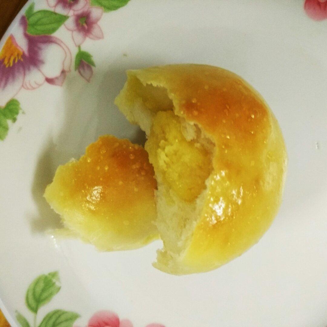 料足奶黄面包