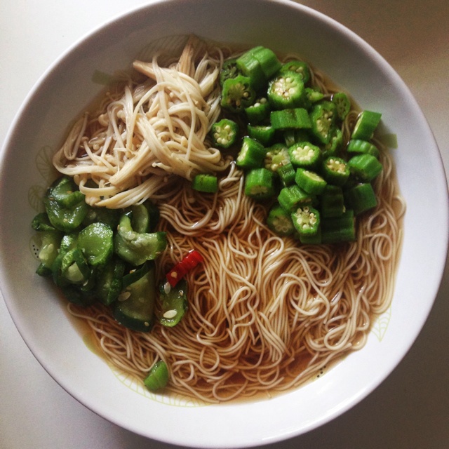 日式金针秋葵凉面（kuro酱版）