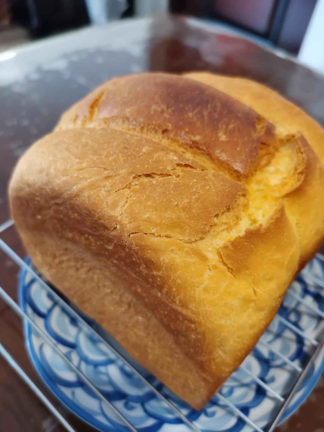 免揉中筋面粉版吐司