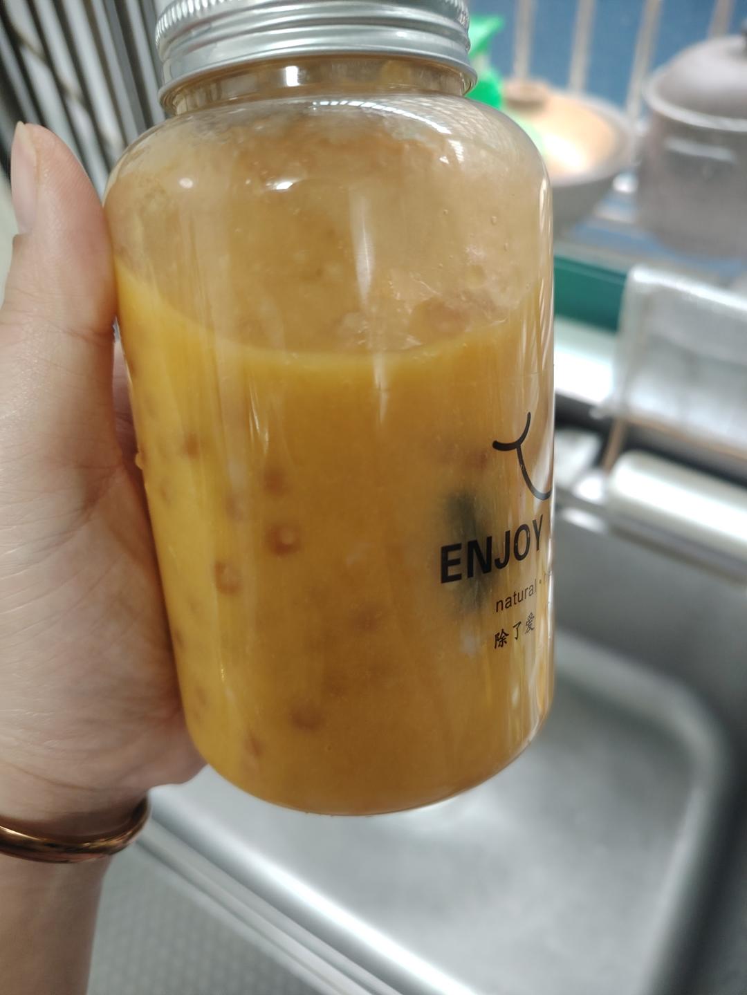 椰汁芒果西米露，香甜可口！