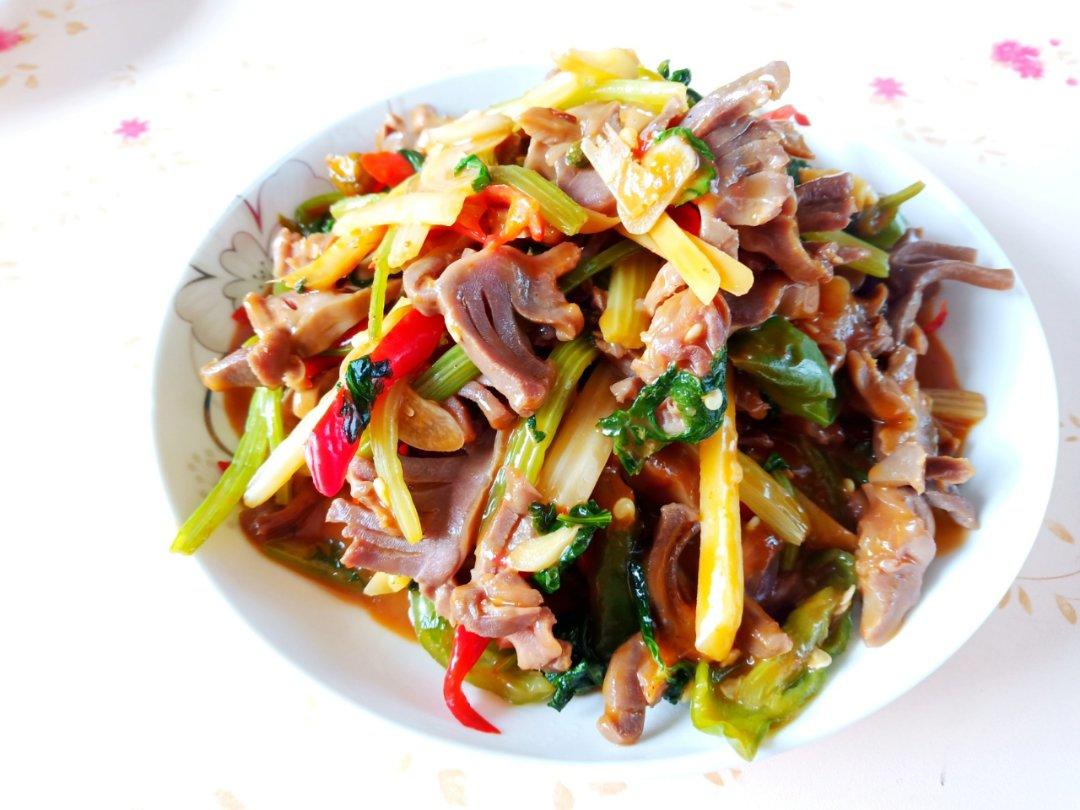 摸摸呀做的泡椒郡肝