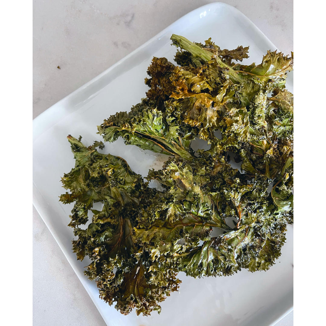 空气炸锅Kale chips 大人儿童都爱的营养丰富的烤羽衣甘蓝