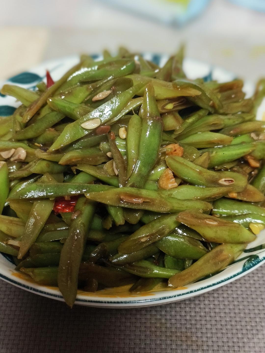 酱爆豆角丝～比肉还好吃的家常菜