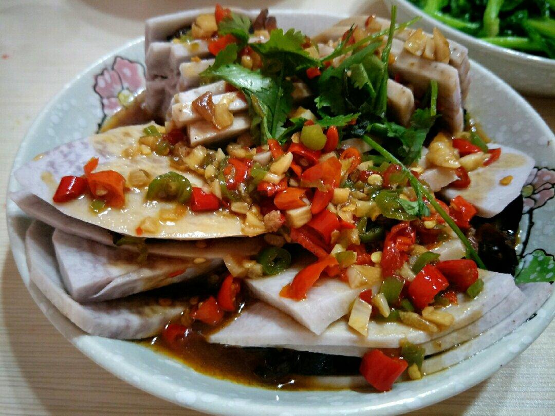 荔浦芋头蒸腊肉