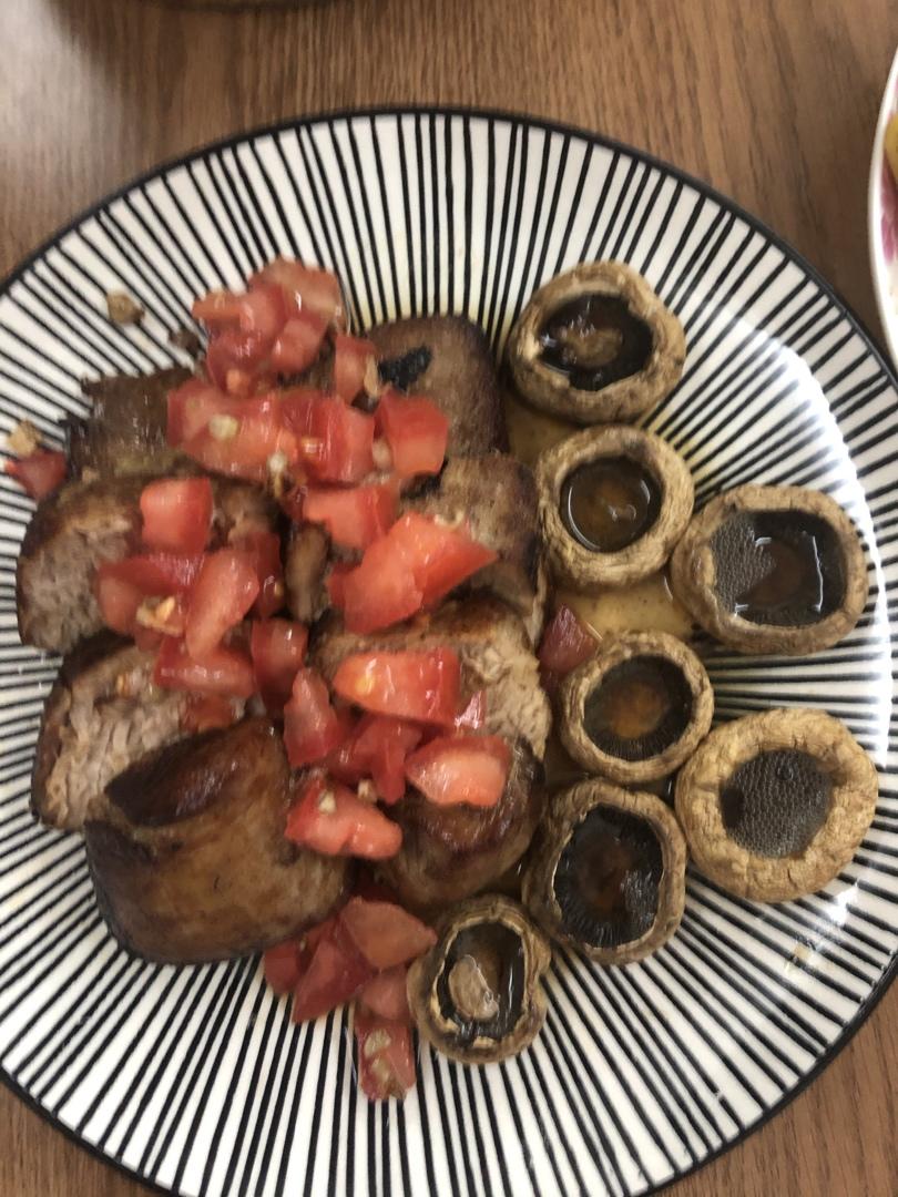 烤猪里脊配番茄salsa（庄祖宜）