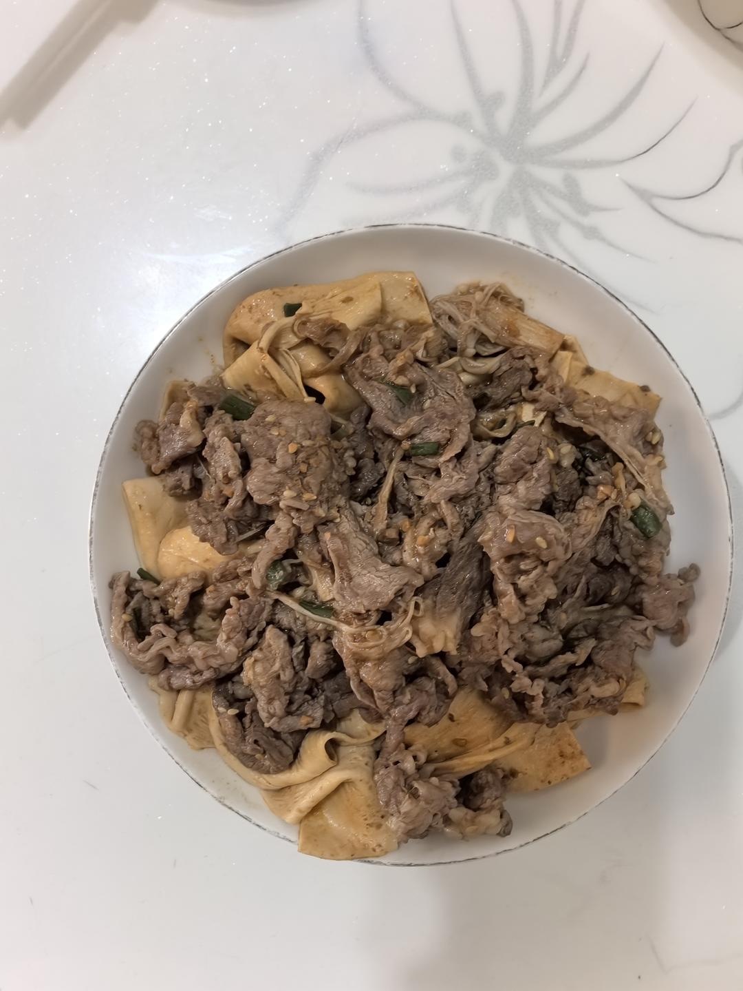 懒人快手菜-沙茶牛肉煲