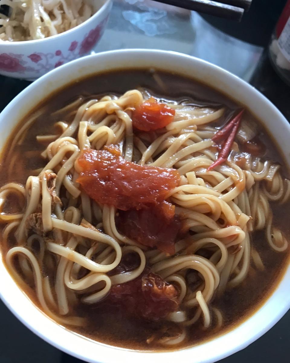 最家常的普通汤面——西红柿鸡蛋龙须面