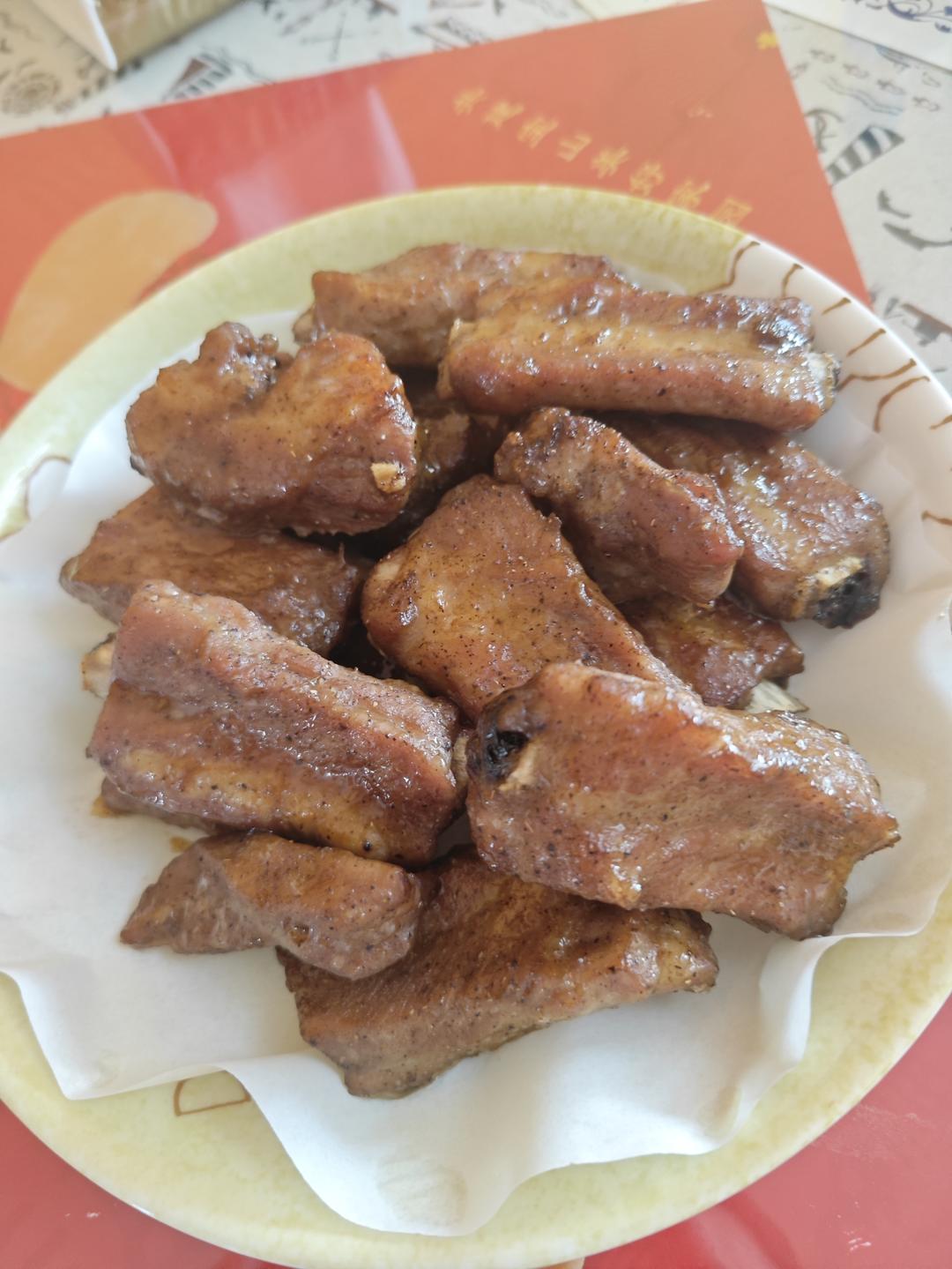 最简单的焦香软糯烤猪肋排