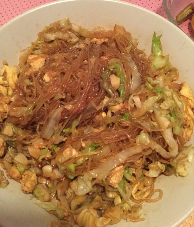 鸡蛋粉丝圆白菜