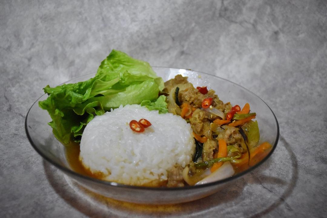 尹食堂烤肉饭