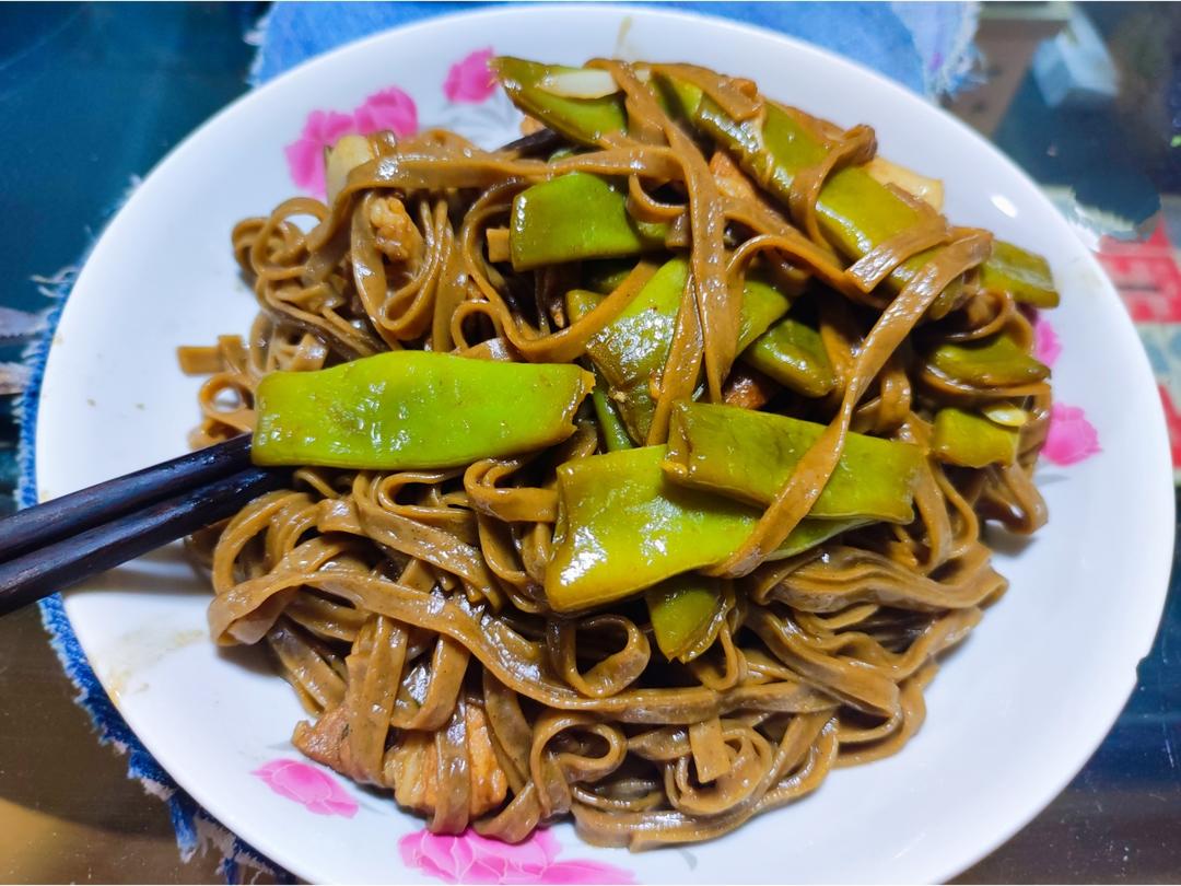 地道老北京扁豆焖面 豆角焖面 太好吃小心吃撑哦