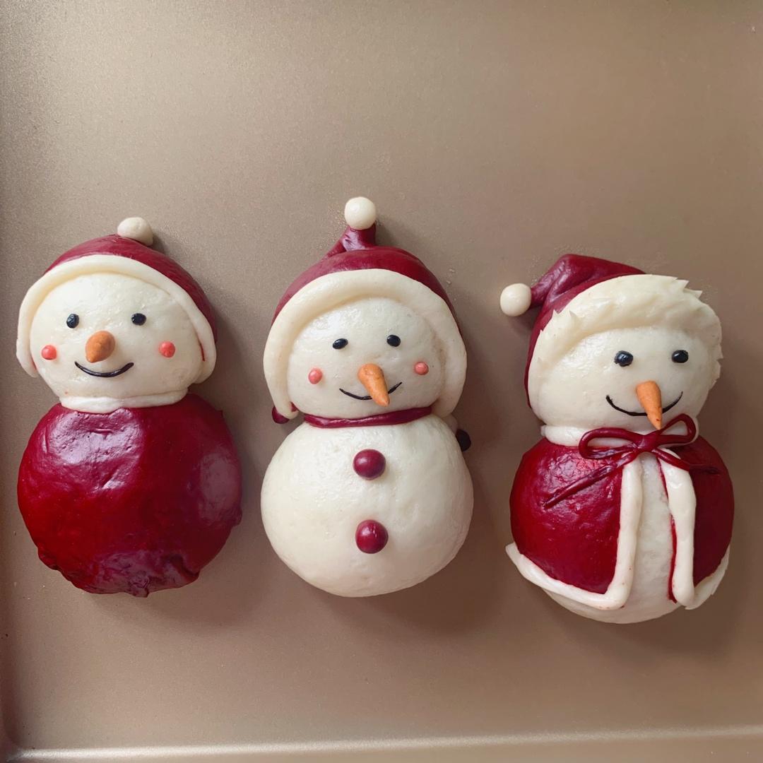圣诞雪人卡通馒头系列（三）~带红斗篷的雪人