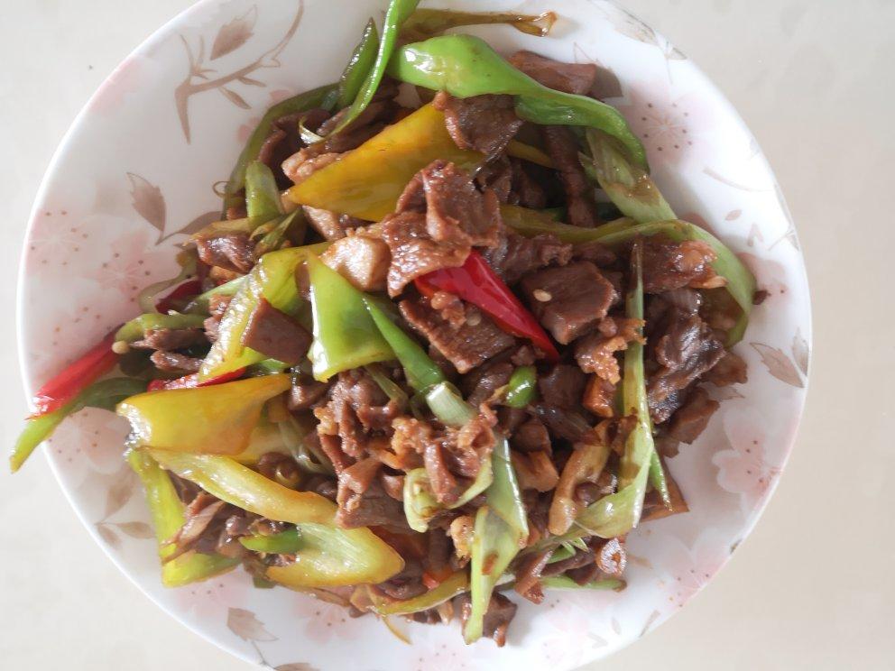 尖椒炒牛肉