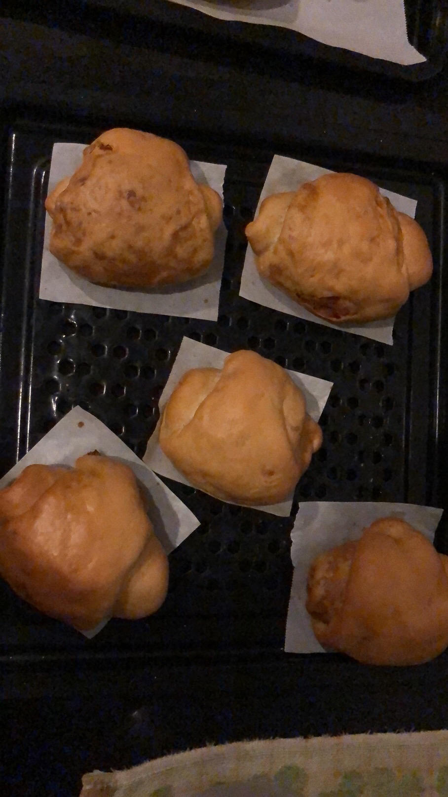 超满足超软肉松小面包