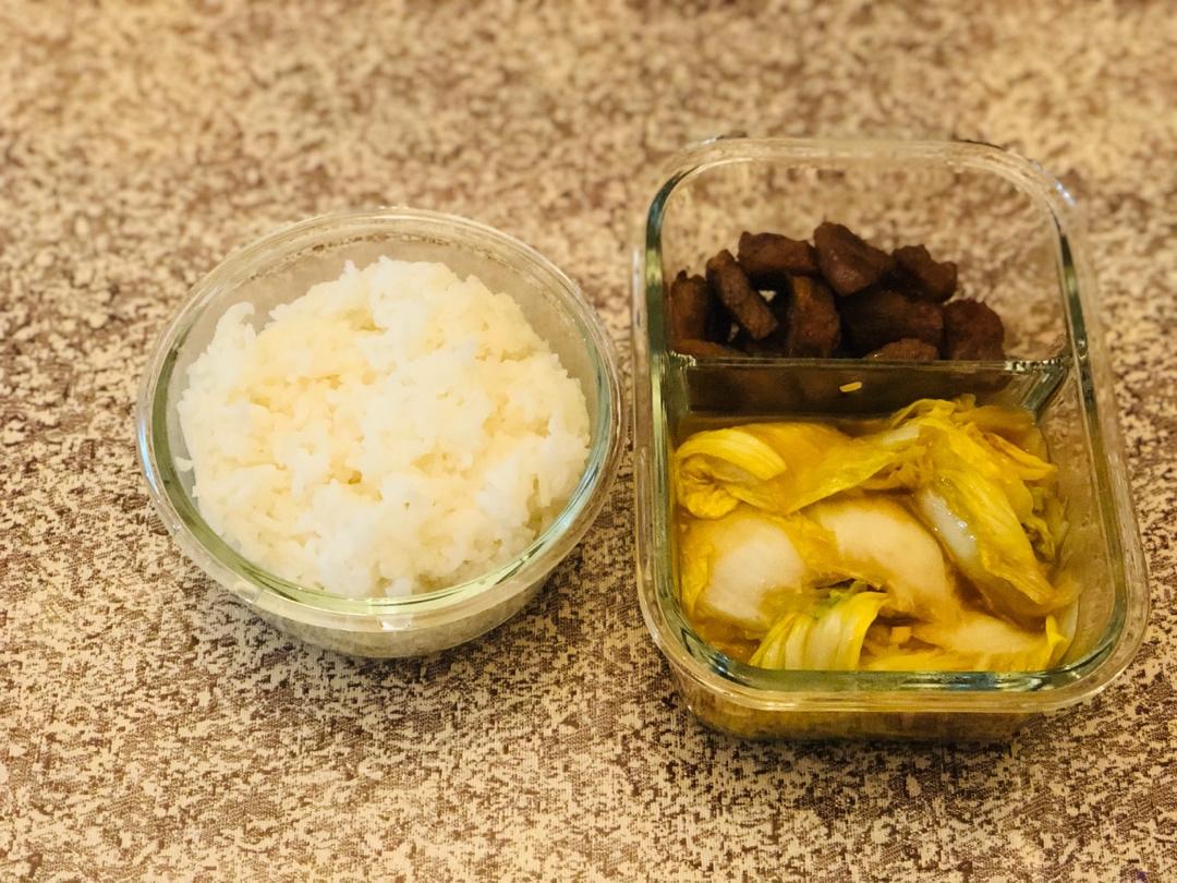 厨师长教你：“酸辣大白菜”的家常做法，酸辣又开胃，收藏了