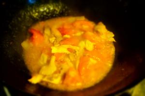 （小两口）西红柿卧鸡蛋汤面的做法 步骤2