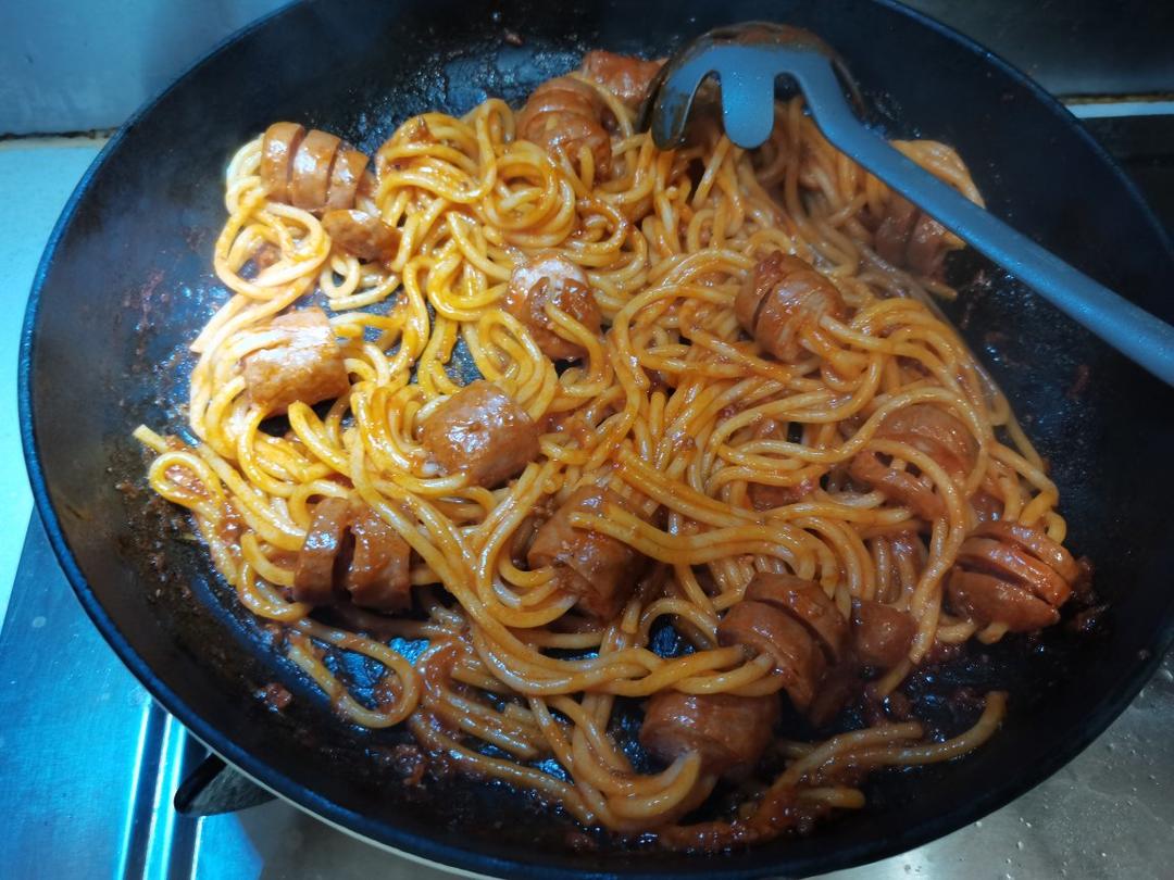 孩子最爱的火腿肠意大利面