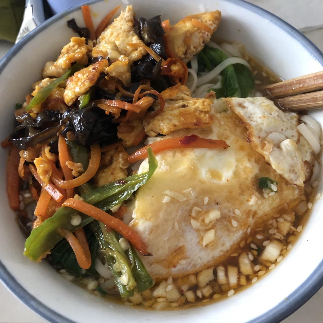 酸汤面