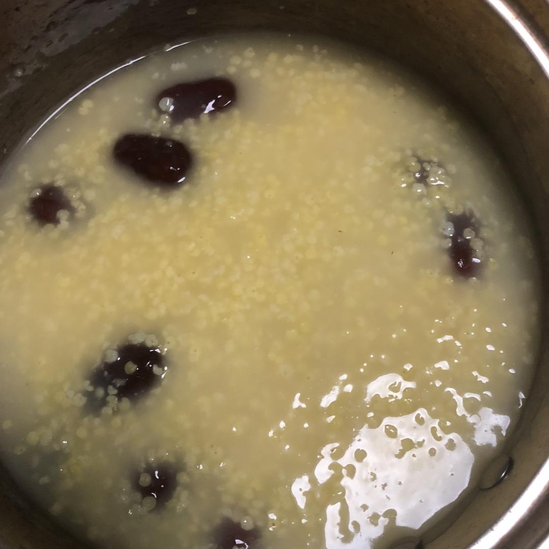 菖蒲5234做的红枣桂圆小米粥