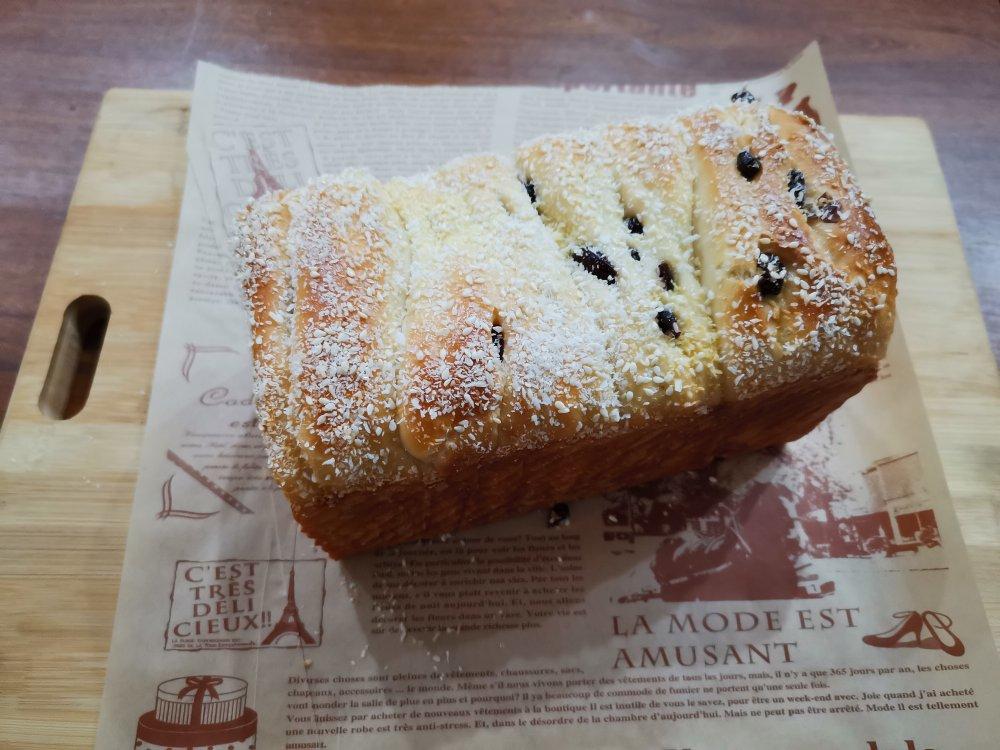 手撕蔓越莓炼乳吐司