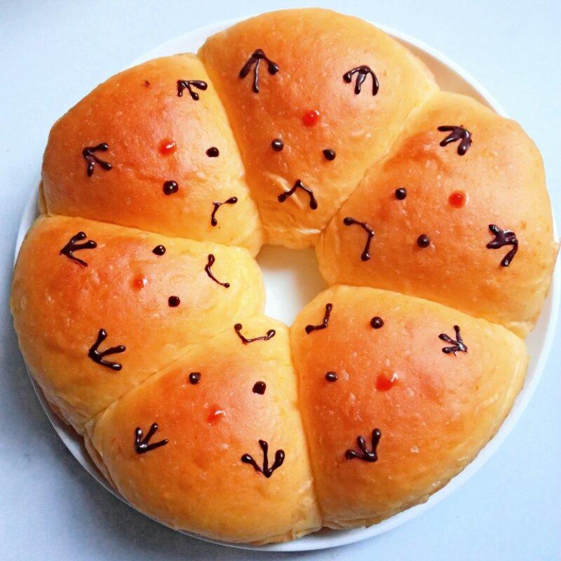小黄鸡挤挤面包