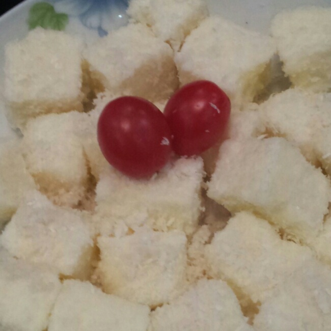 完胜85度C牛奶椰丝小方