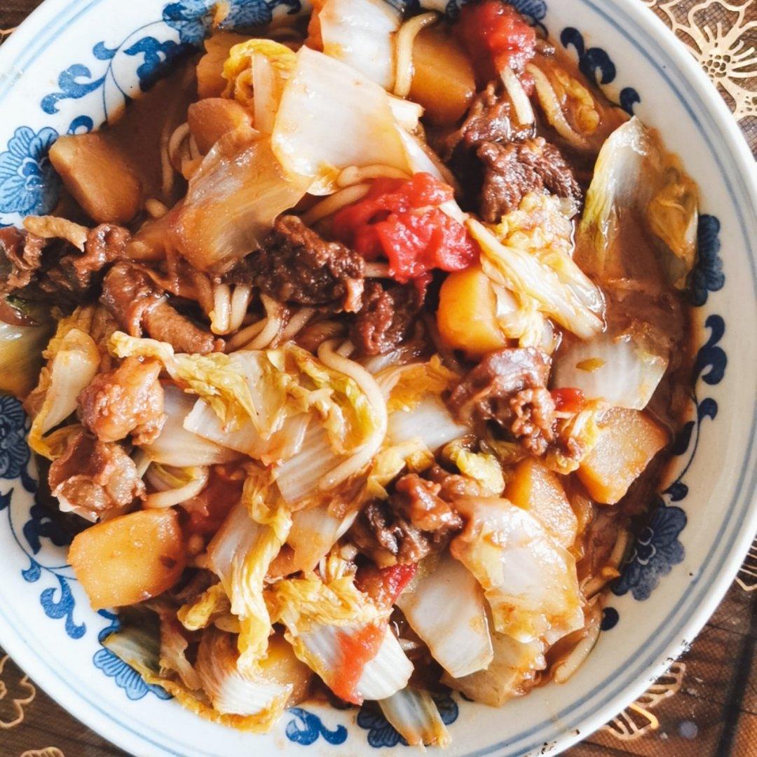 白菜牛肉烩粉丝，最快速度完成一道硬菜！