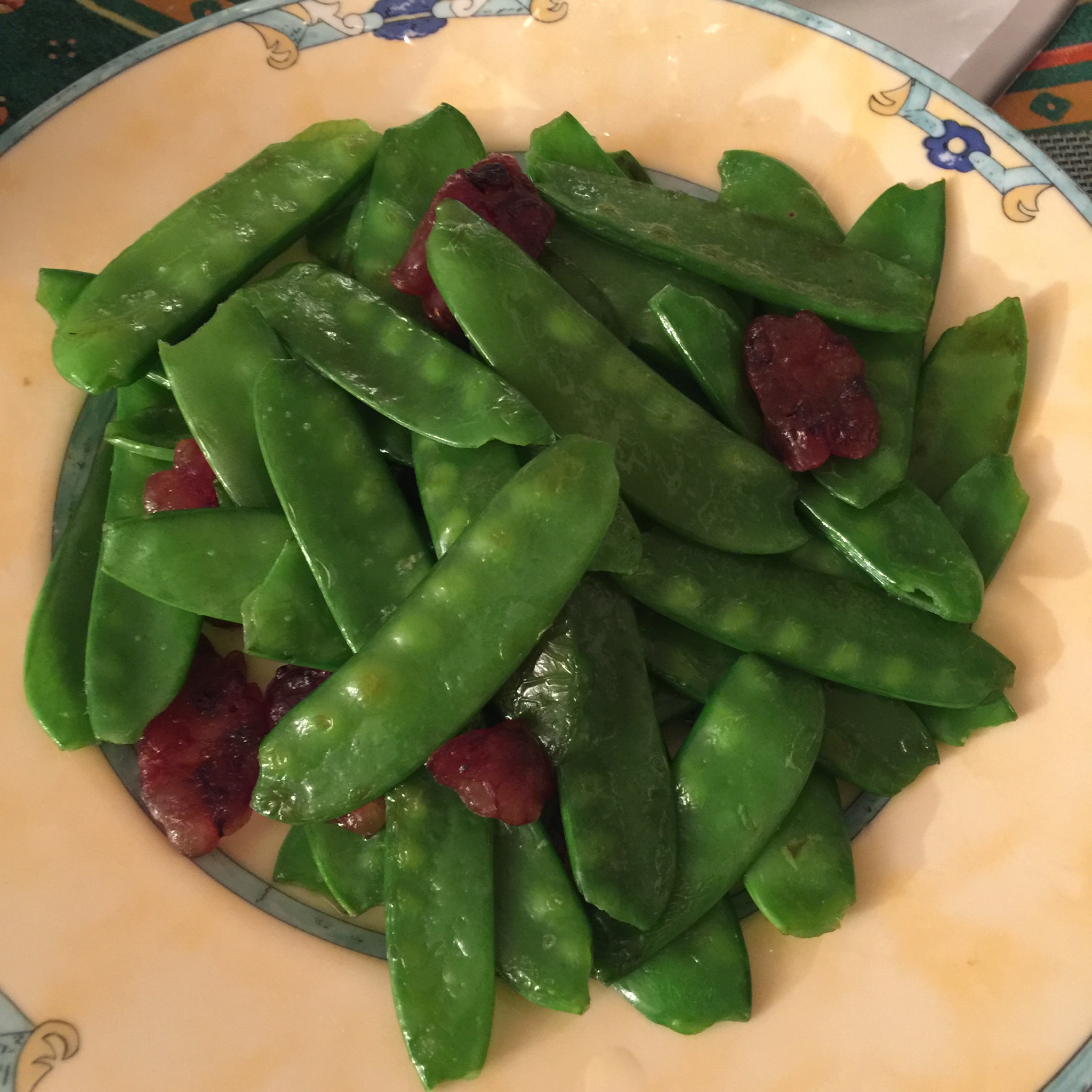 腊肠炒荷兰豆