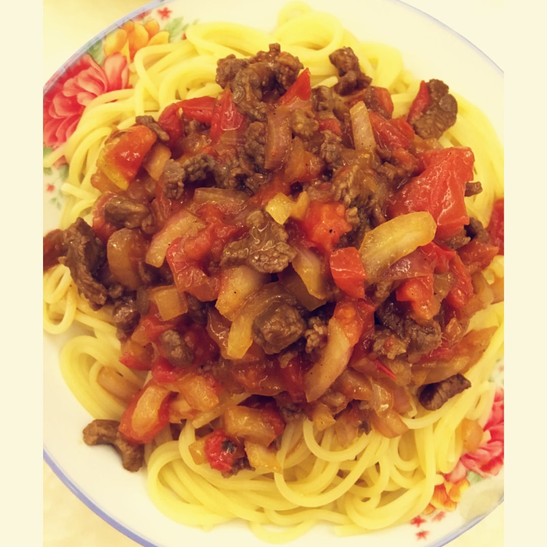 番茄肉酱意大利面
