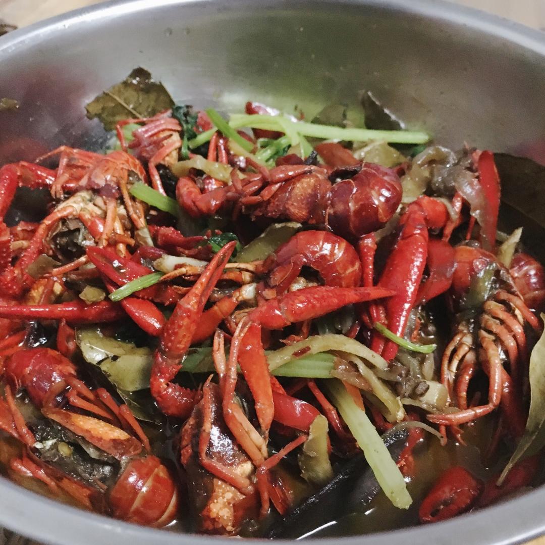 香辣小龙虾-超详细处理干净步骤！