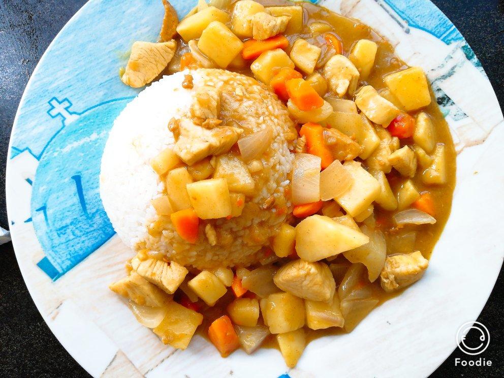 咖喱鸡肉饭