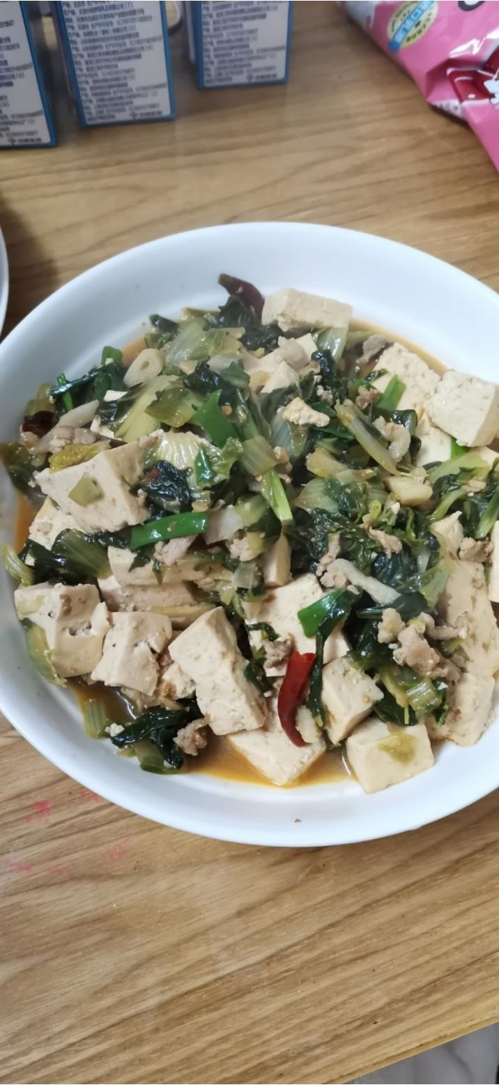 家常白菜炖豆腐（家人最爱这一口）
