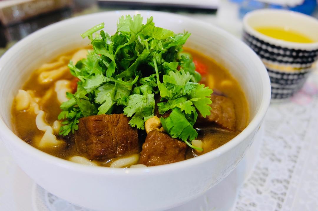 正宗台湾红烧牛肉面