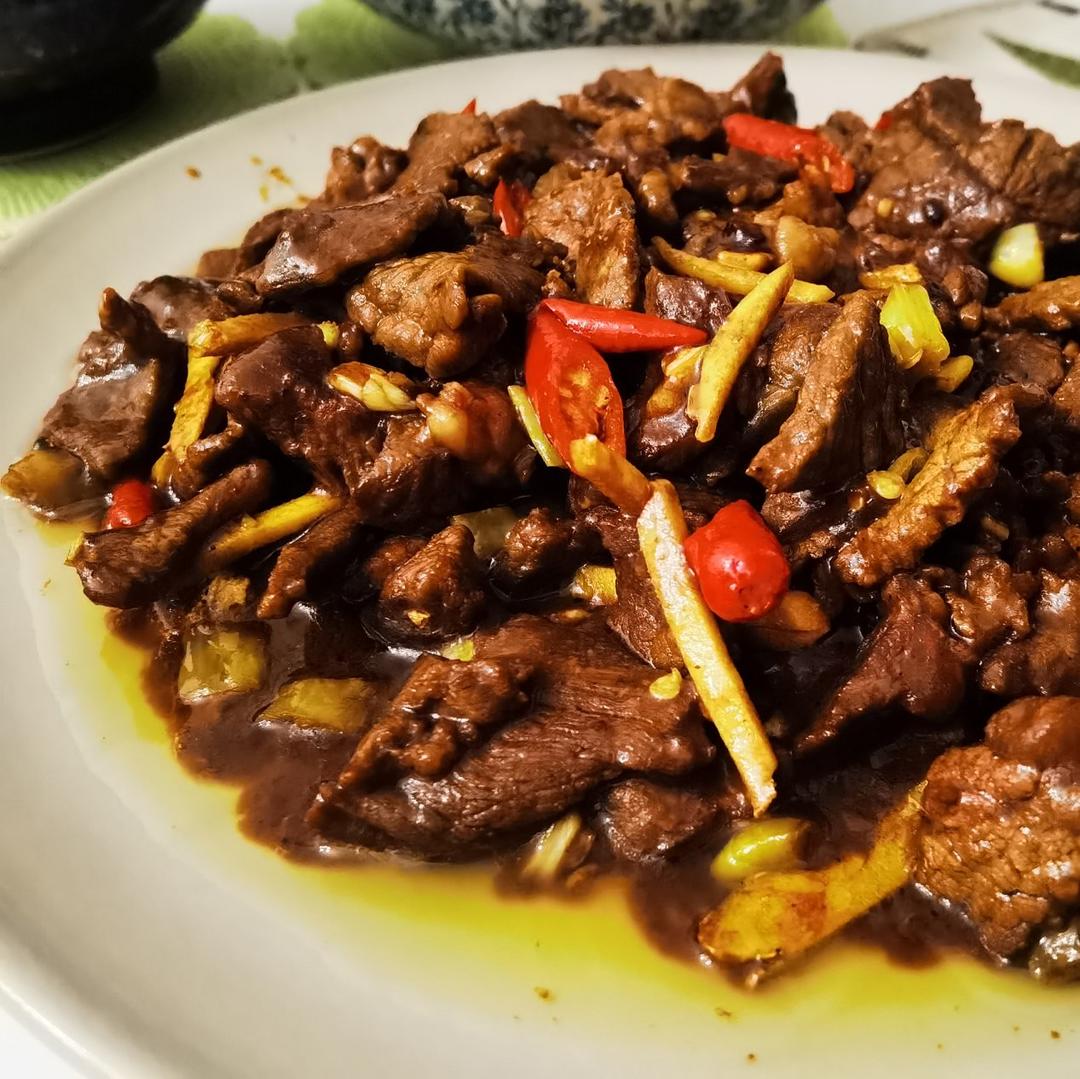 🔥香辣鲜嫩的泡椒炒牛肉～多吃一碗饭❗️