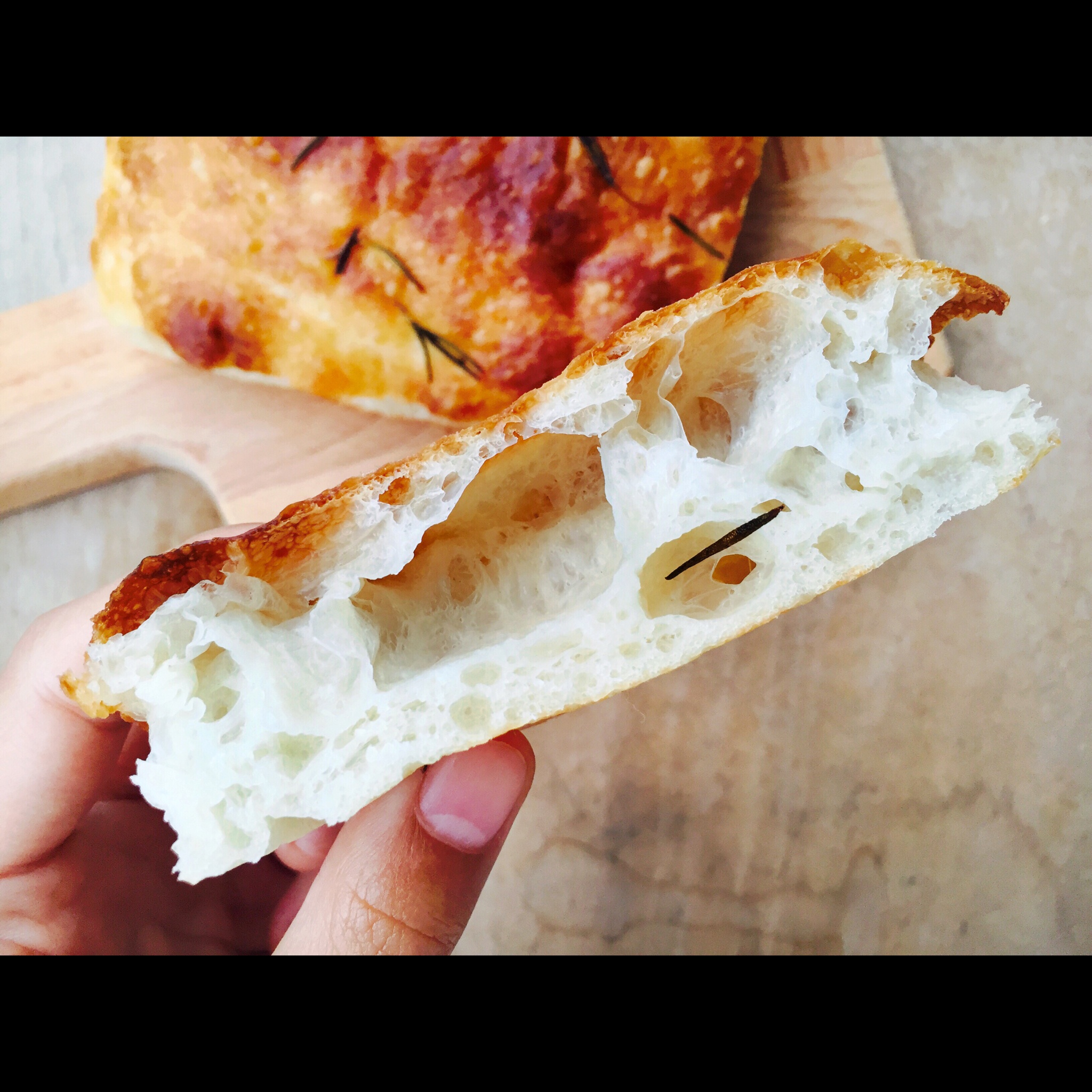 【KINFOLK】迷迭香佛卡夏（附天然酵种版）