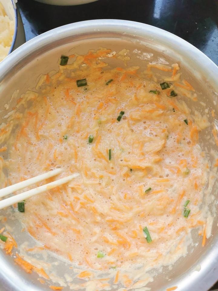 土豆饼(土豆胡萝卜丝饼)