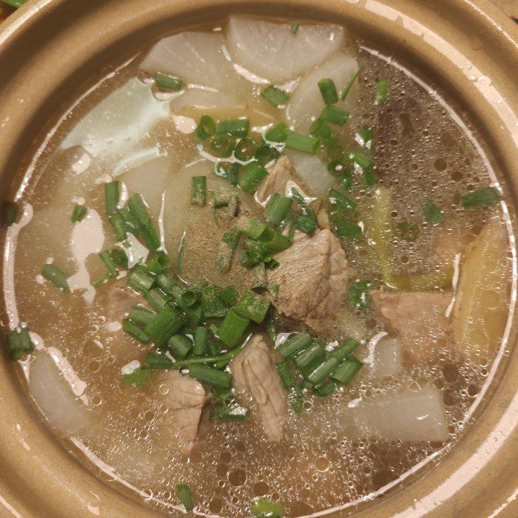牛肉萝卜汤